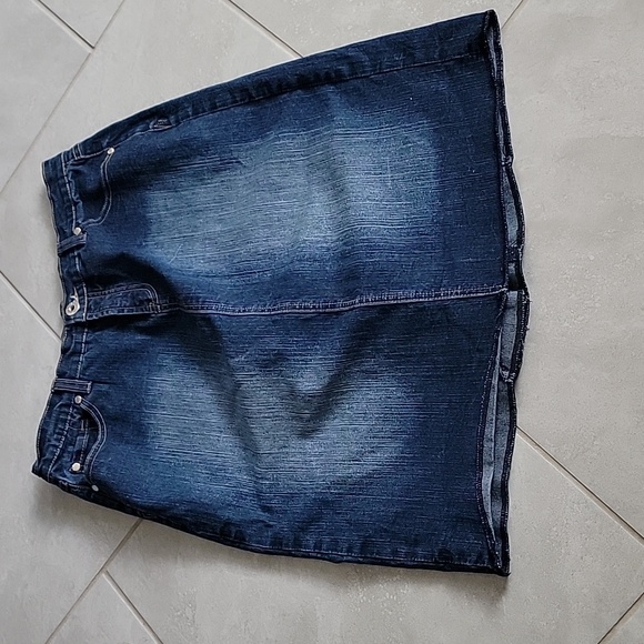 Junior Girls Size 13 Blue Pointe Pencil Denim Jeans Raw Hem Beaded Embroidered. - Picture 1 of 6